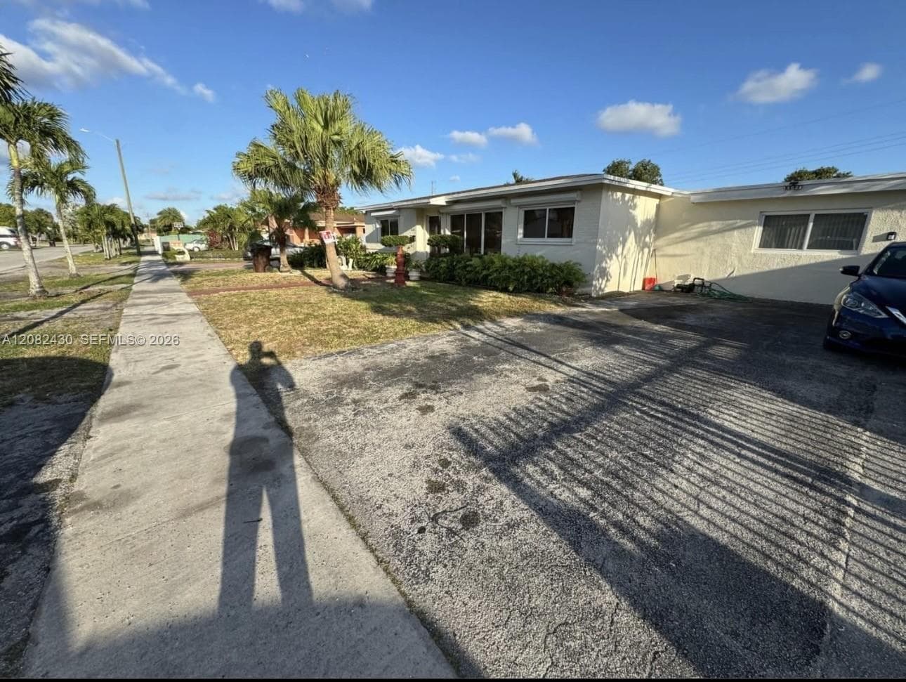 510 W 36th Pl, Hialeah, FL 33012 photo 2