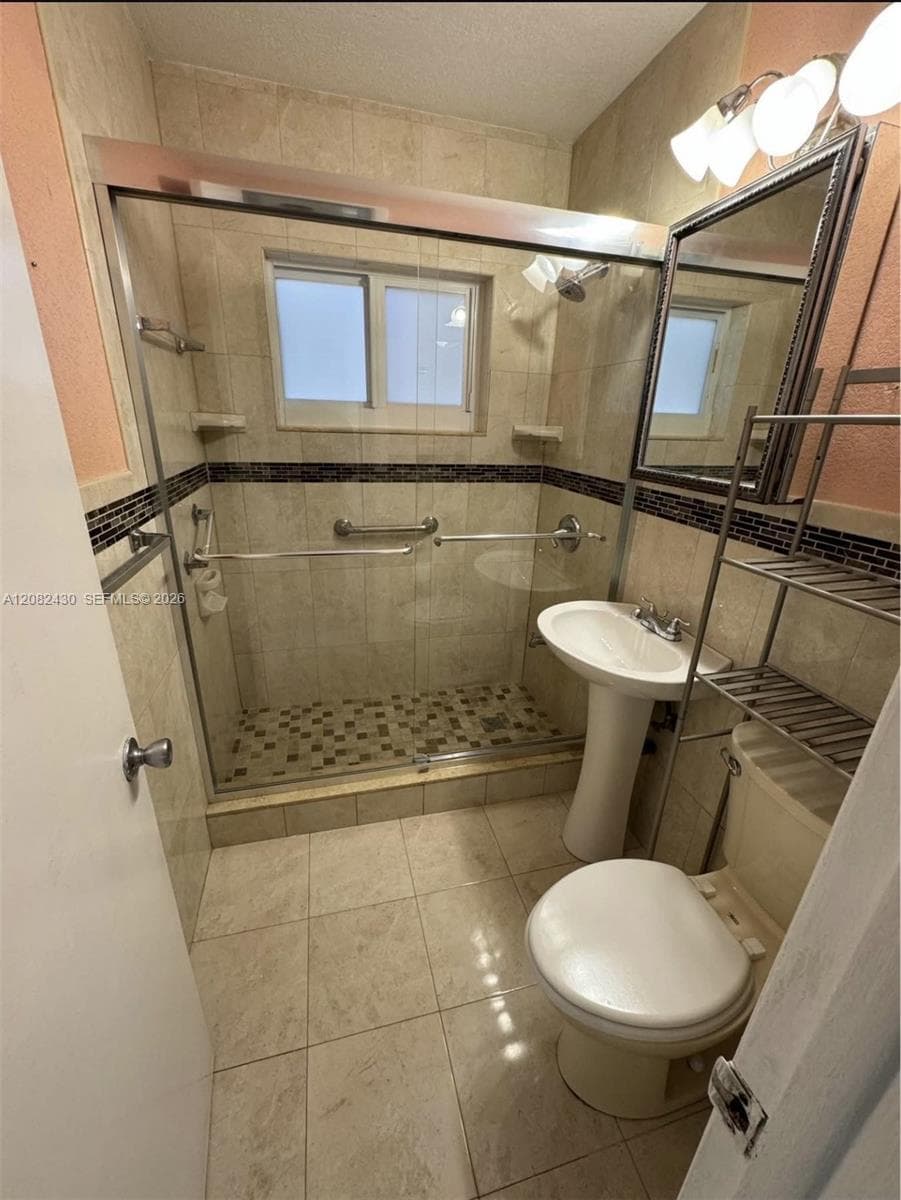 510 W 36th Pl, Hialeah, FL 33012 photo 10