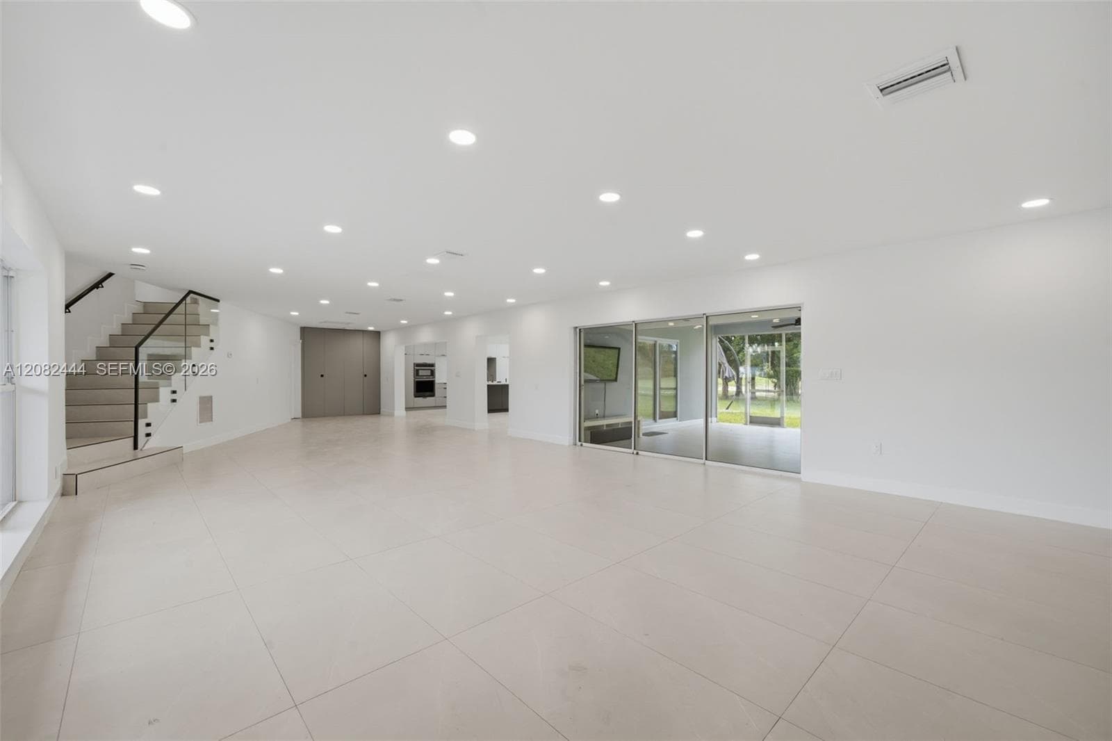6700 E Tropical Way, Plantation, FL 33317 photo 6