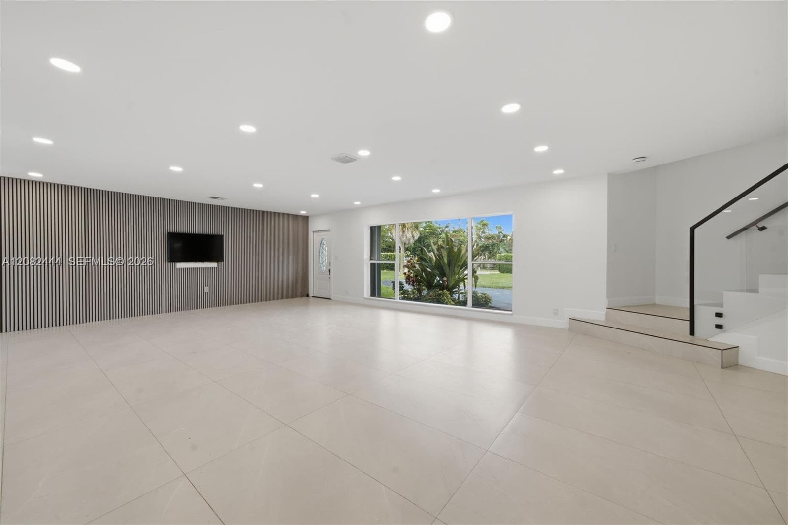 6700 E Tropical Way, Plantation, FL 33317 photo 4