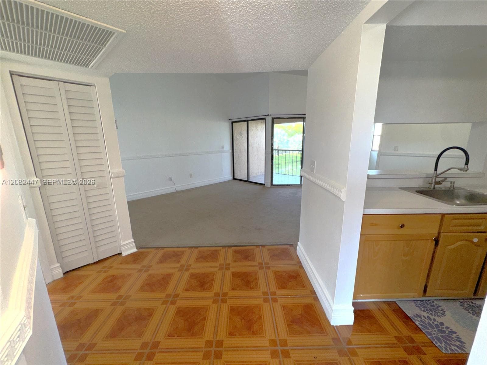1190 Washington Cir # 1190E, Homestead, FL 33034 photo 7