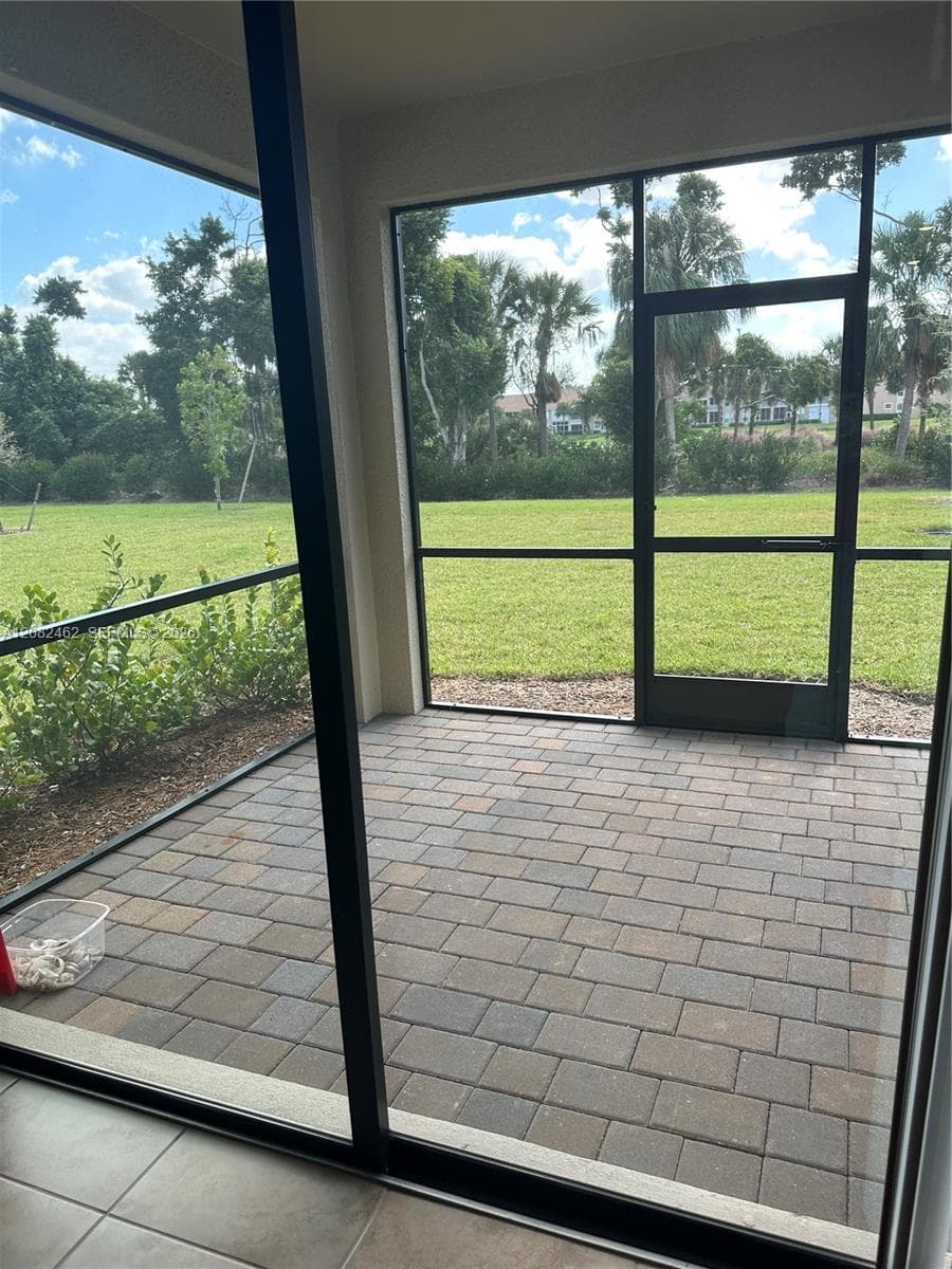 3932 Black Eagle Lane, Fort Myers, FL 33966 photo 12