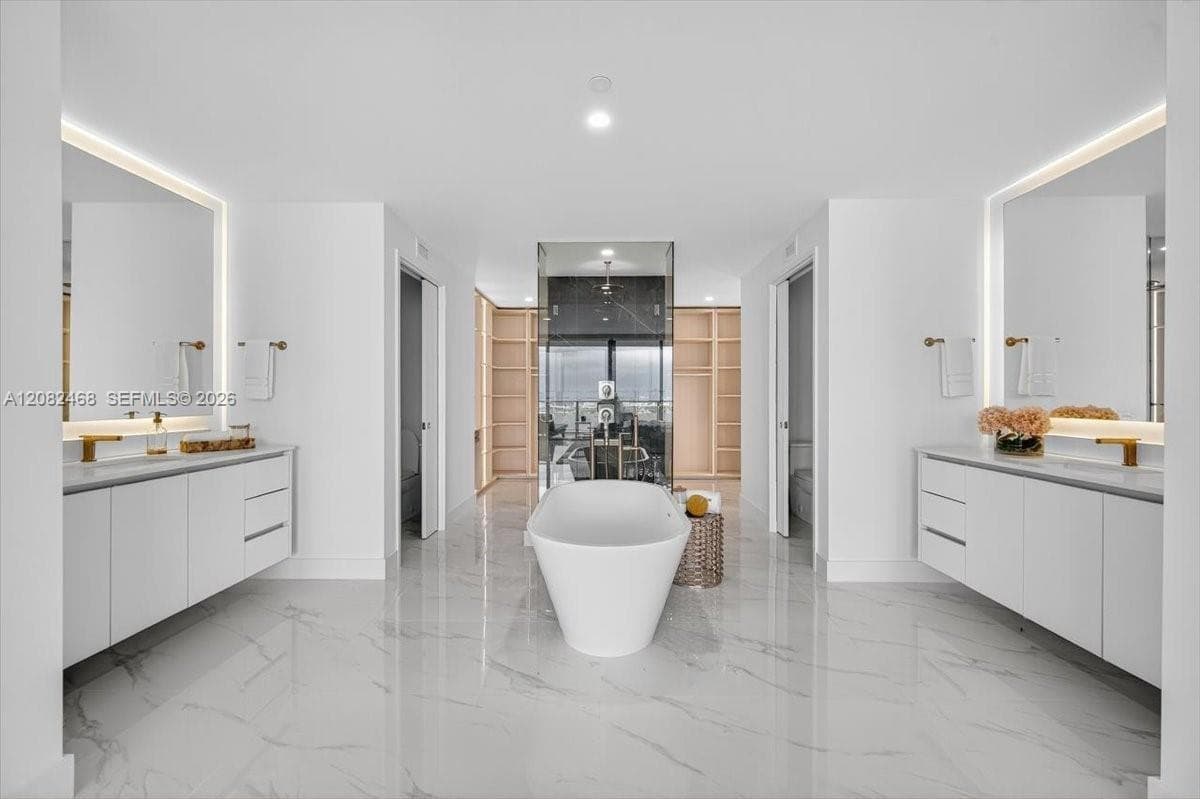 700 NE 24th Street # 5202, Miami, FL 33137 photo 4