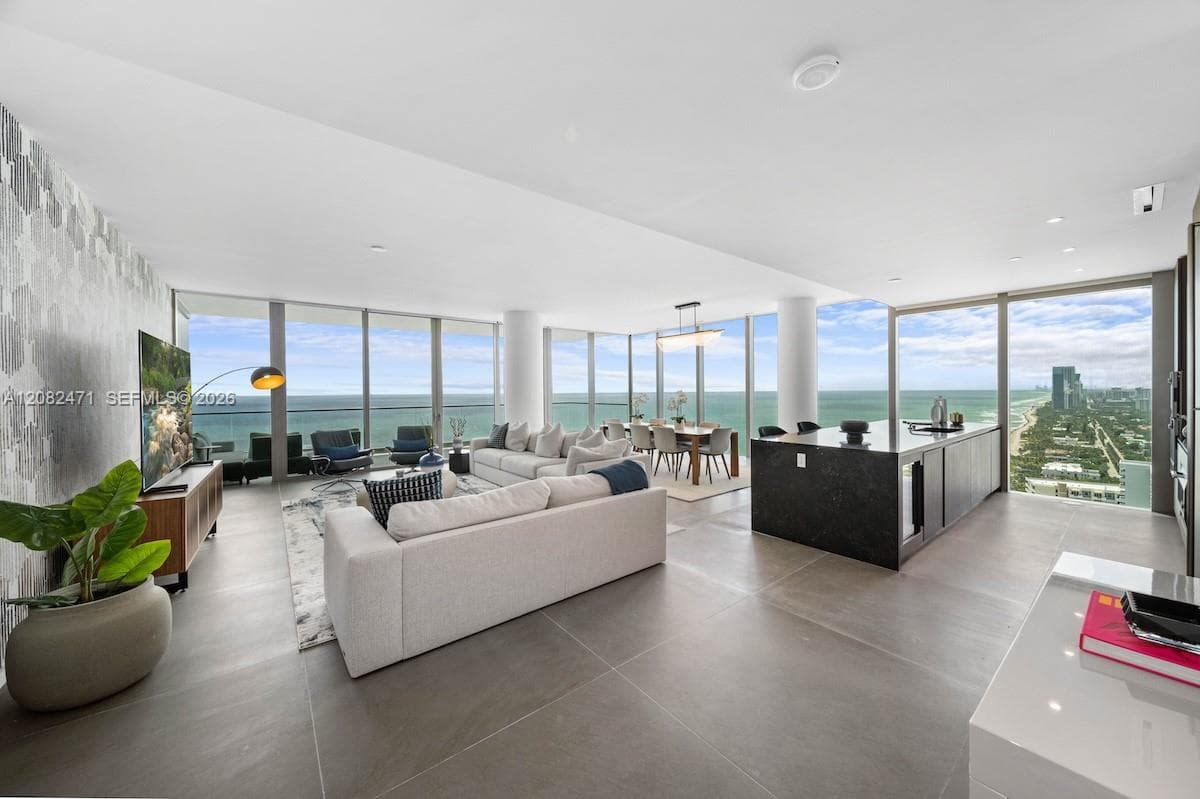 2000 S Ocean Dr # 31B, Hallandale Beach, FL 33009 photo 3