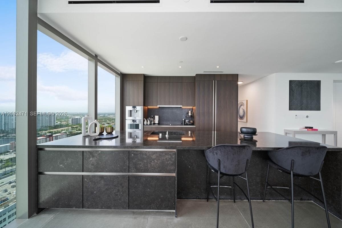 2000 S Ocean Dr # 31B, Hallandale Beach, FL 33009 photo 9