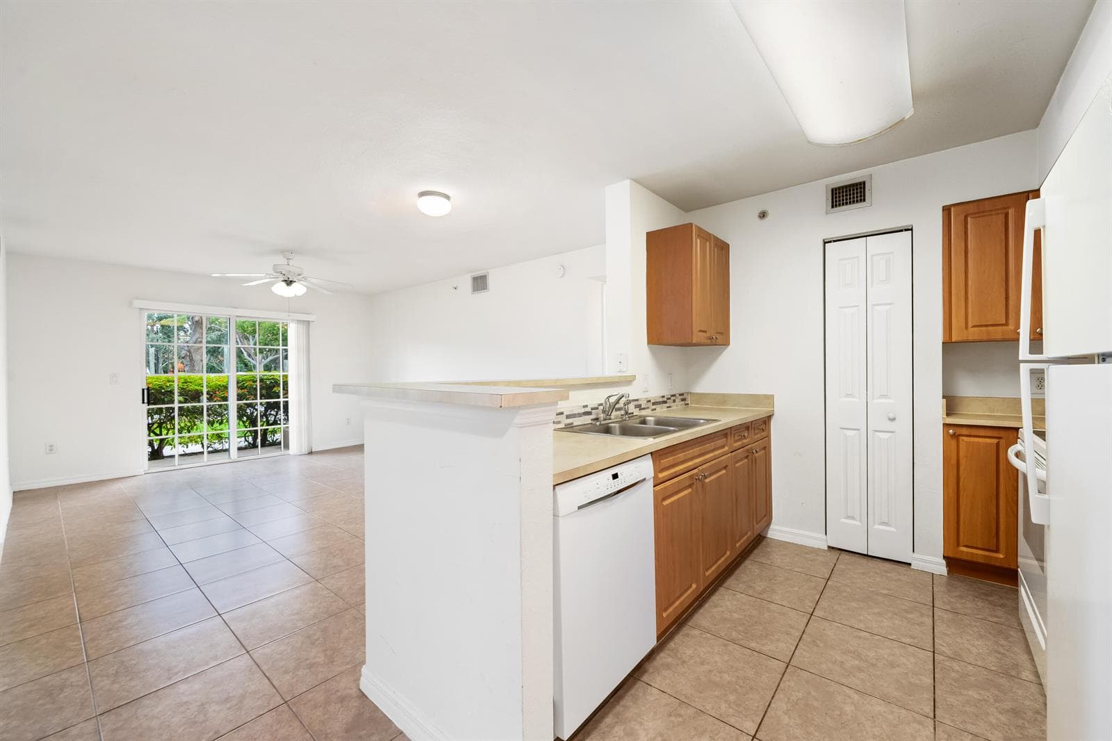 6777 HERITAGE GRANDE # 1105, Boynton Beach, FL 33437 photo 4