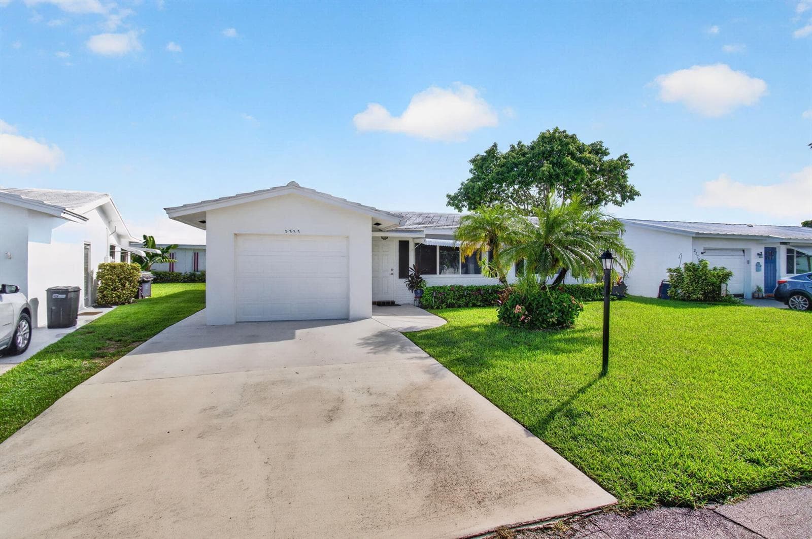 2377 SW 8TH Avenue, Boynton Beach, FL 33426 photo 2