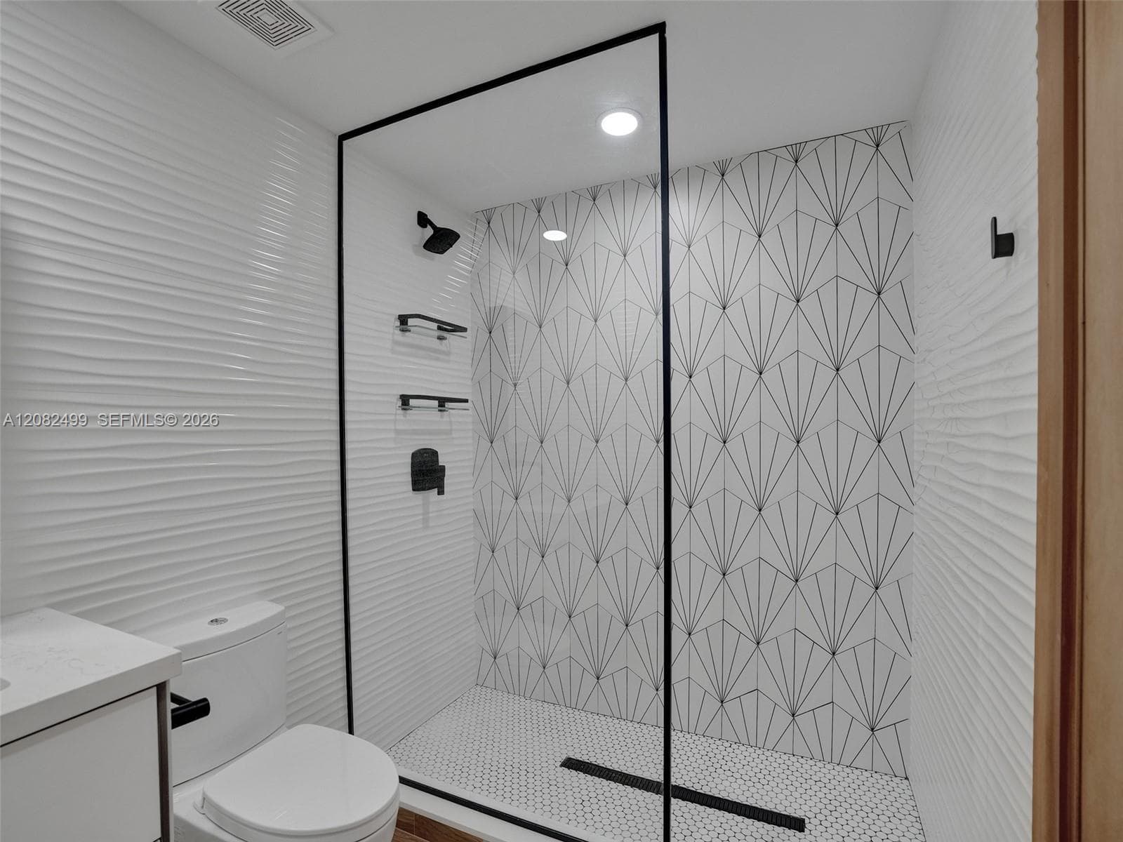 325 S Biscayne Blvd # 1423, Miami, FL 33131 photo 13