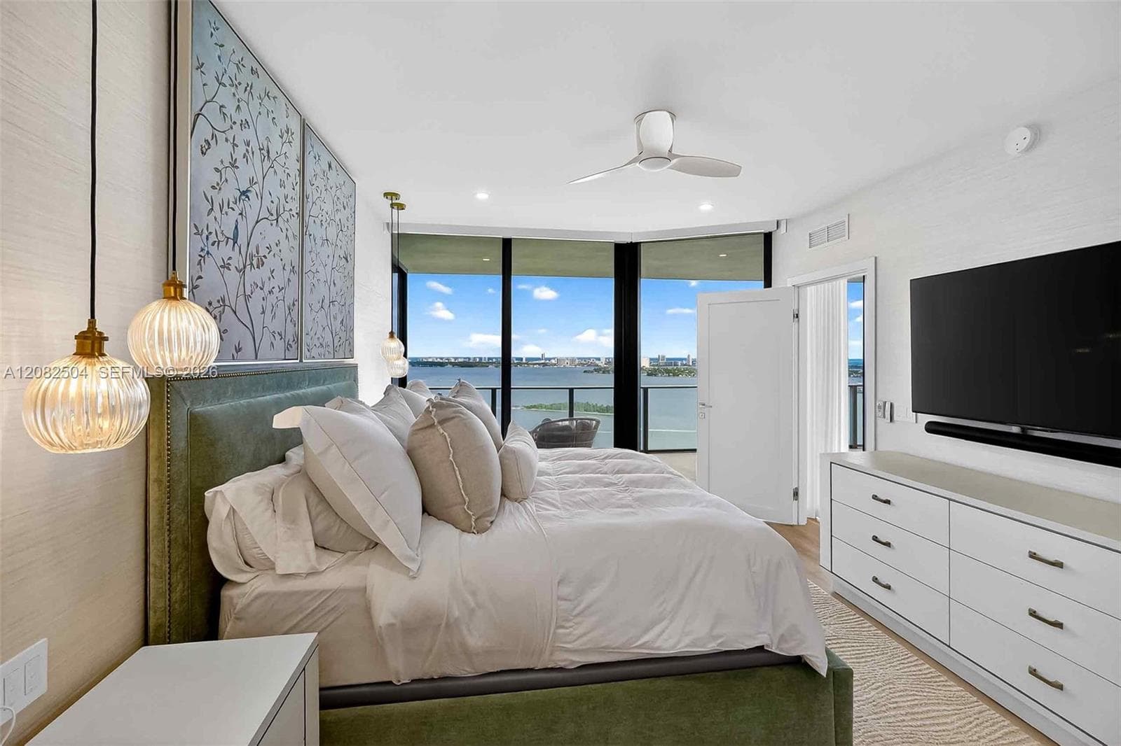 700 NE 24th St # 3007, Miami, FL 33137 photo 4
