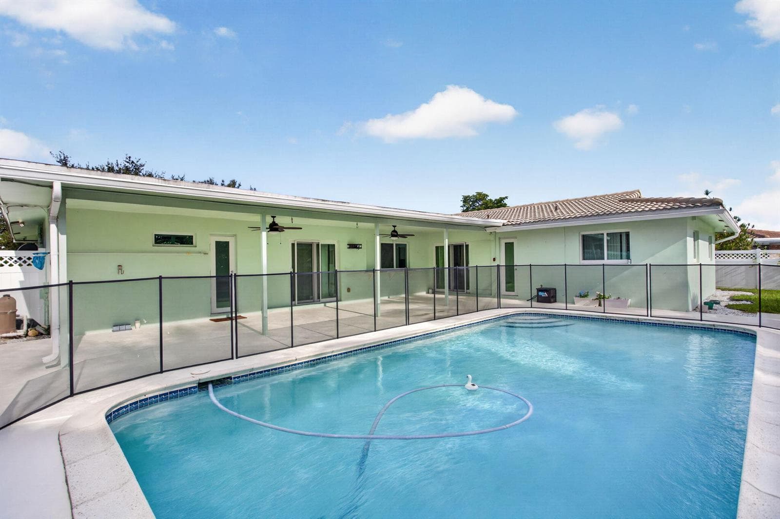 3731 NW 99th Avenue, Coral Springs, FL 33065 photo 2