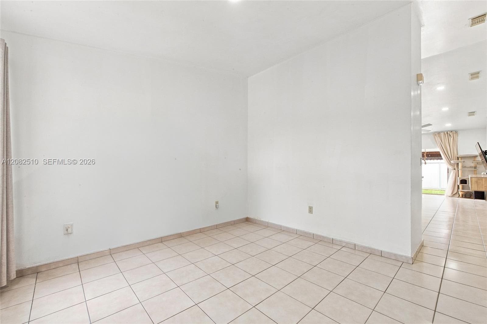 7330 W 30th Ave, Hialeah, FL 33018 photo 5