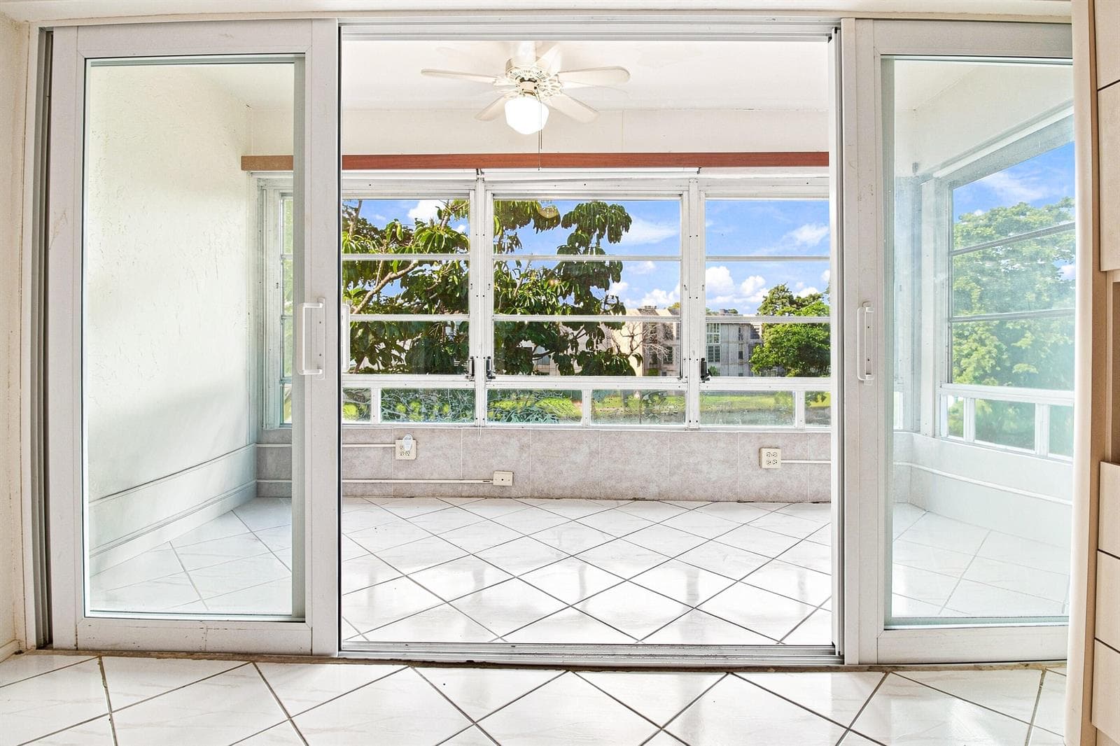 8321 Sands Point Boulevard # D305, Tamarac, FL 33321 photo 2