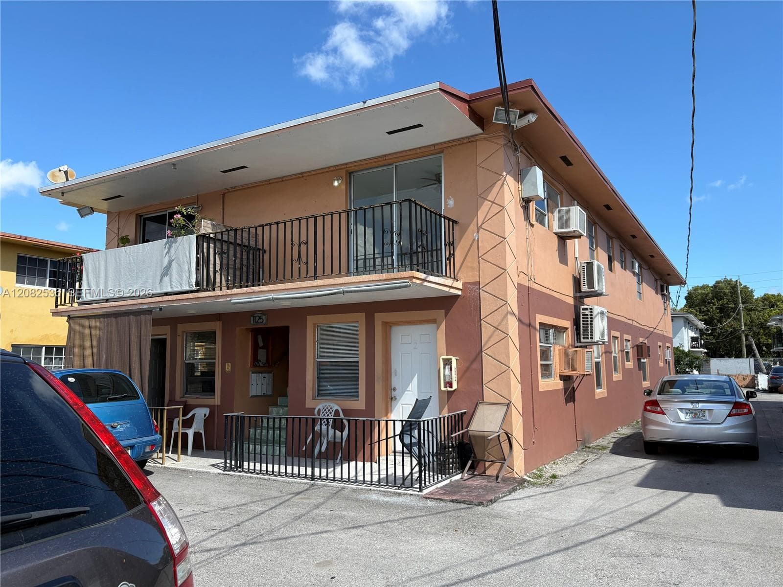 1125 SE 9th Ave # 4, Hialeah, FL 33010 photo 2