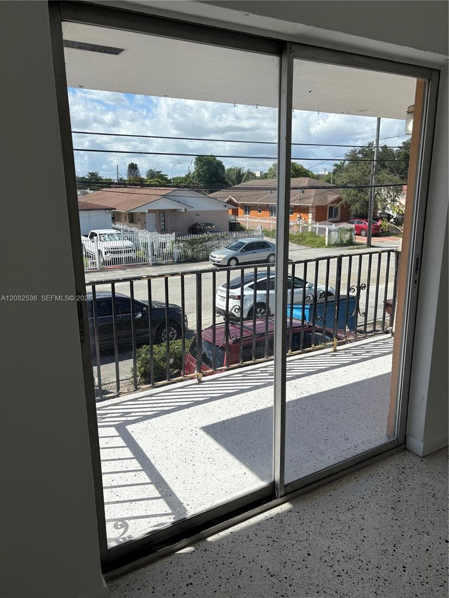 1125 SE 9th Ave # 4, Hialeah, FL 33010 photo 7