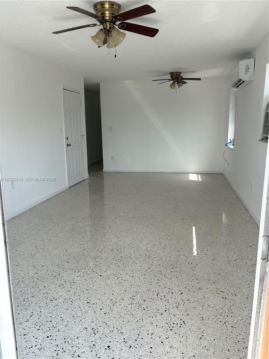 1125 SE 9th Ave # 4, Hialeah, FL 33010 photo 5