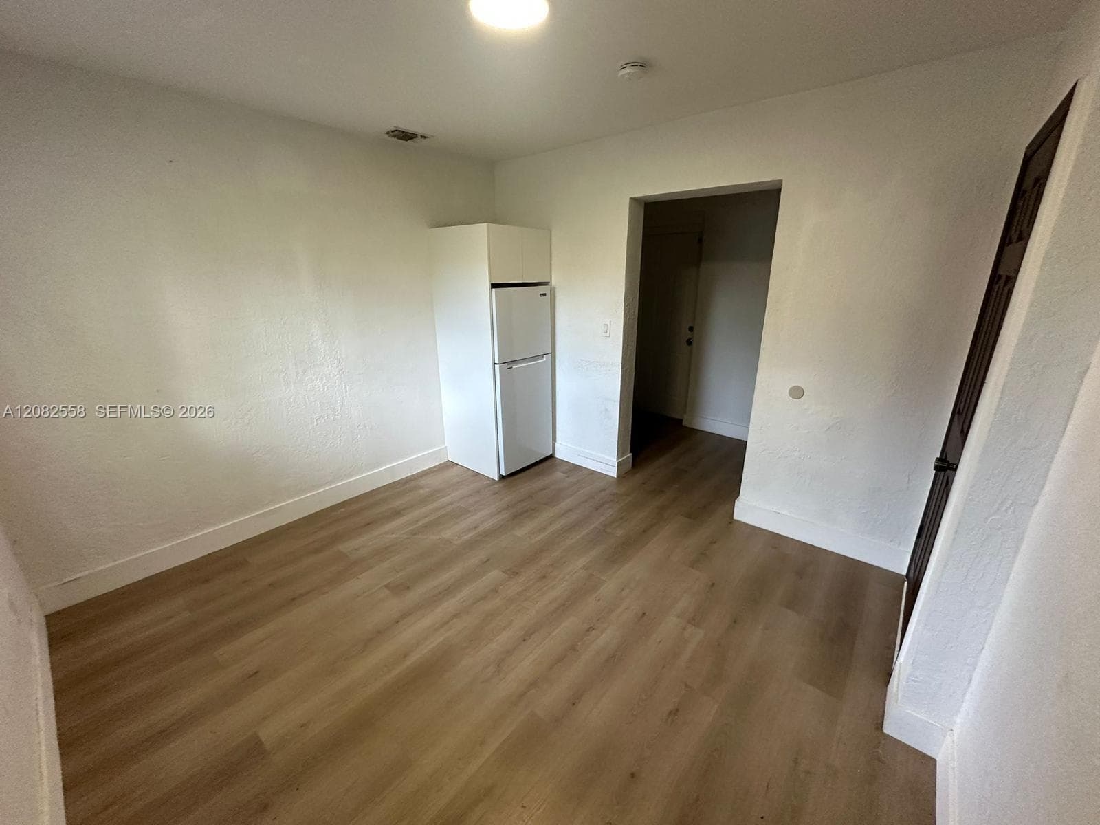 785 NW 96th St # 2, Miami, FL 33150 photo 3