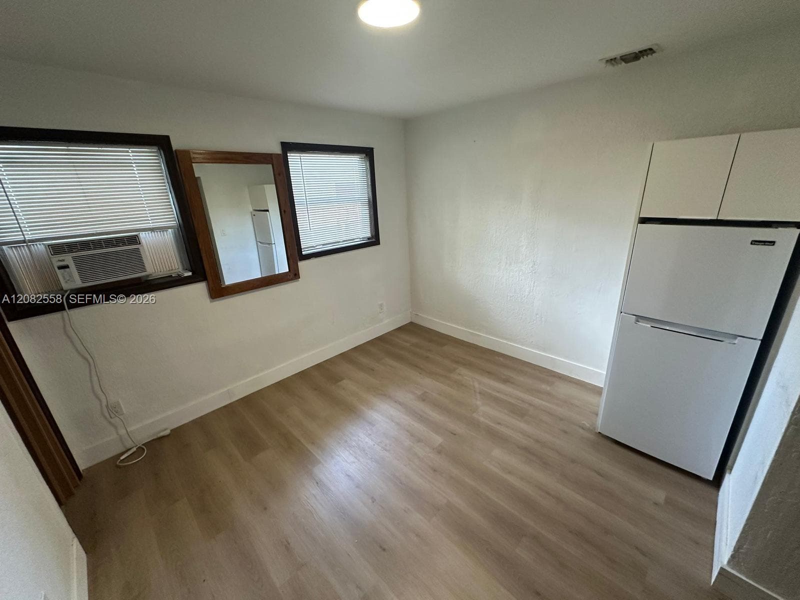 785 NW 96th St # 2, Miami, FL 33150 photo 4