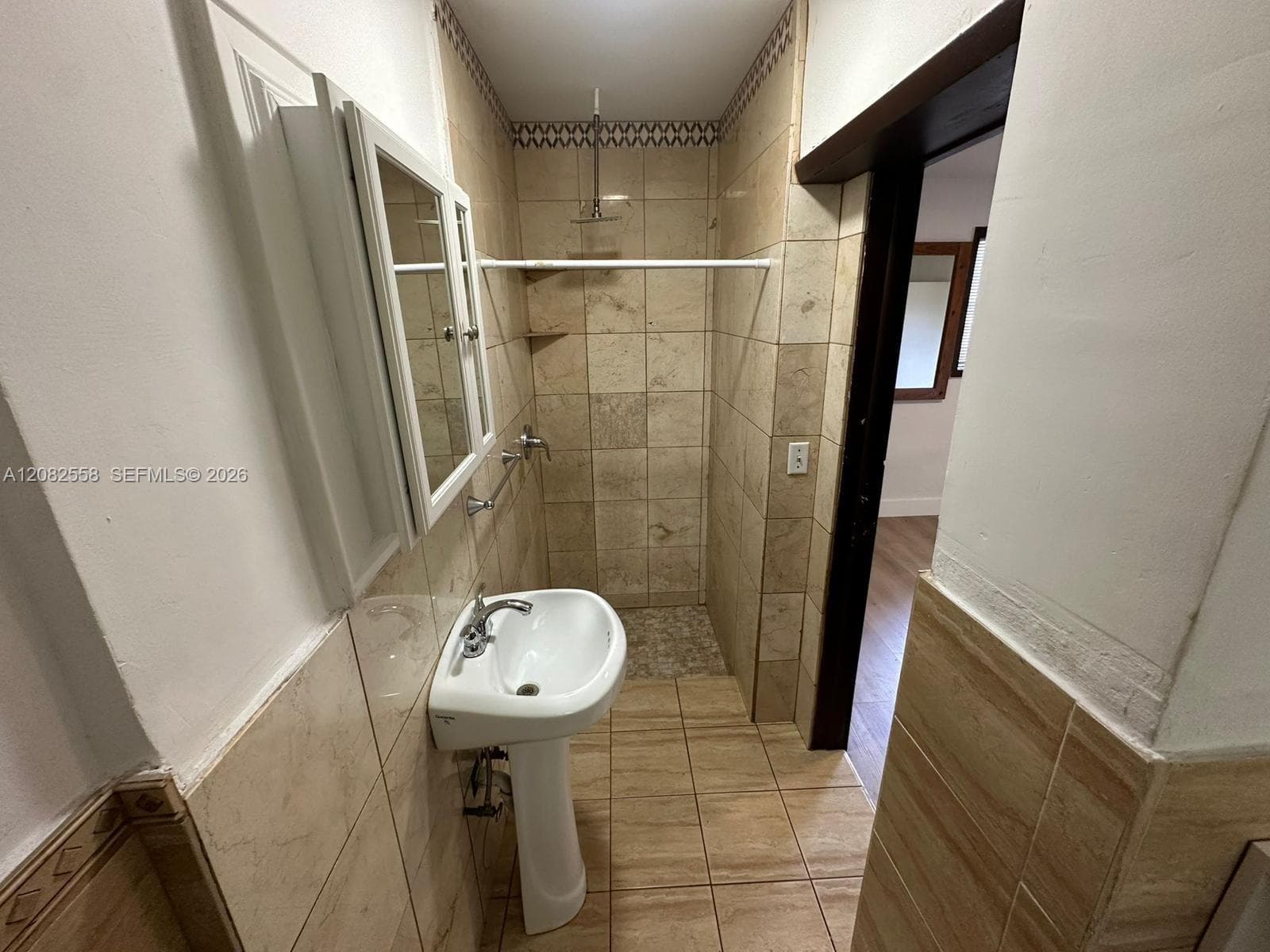 785 NW 96th St # 2, Miami, FL 33150 photo 8