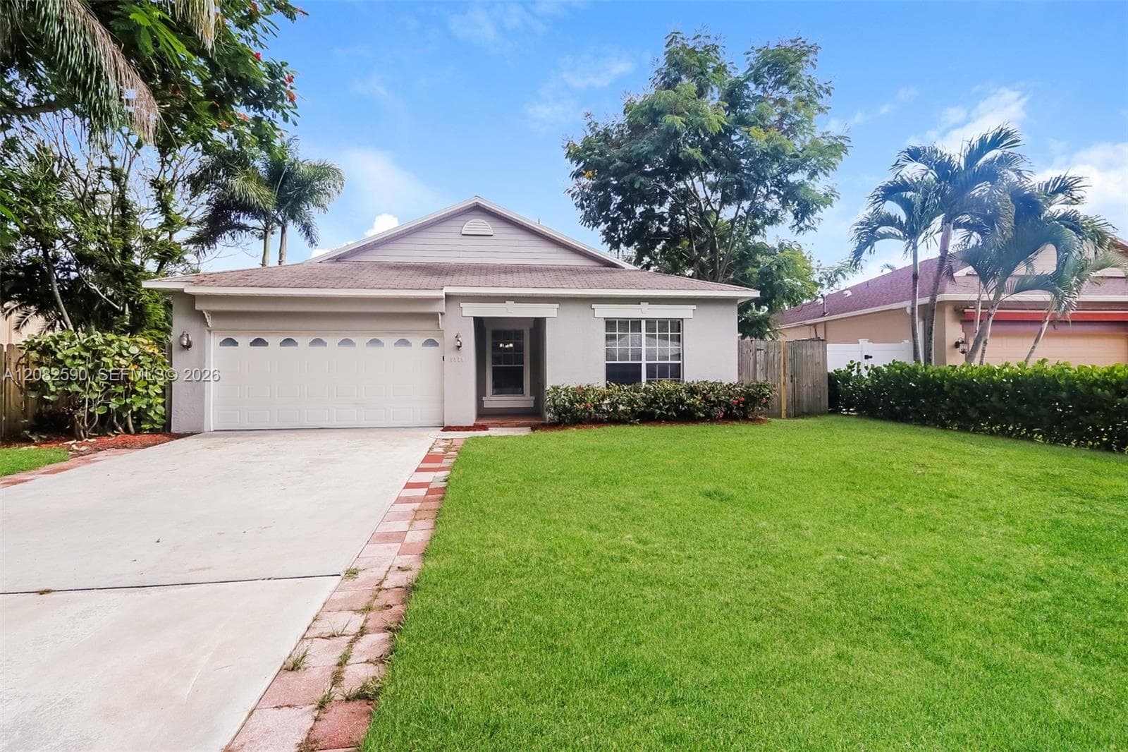 6329 Dimond St, Jupiter, FL 33458 photo 2