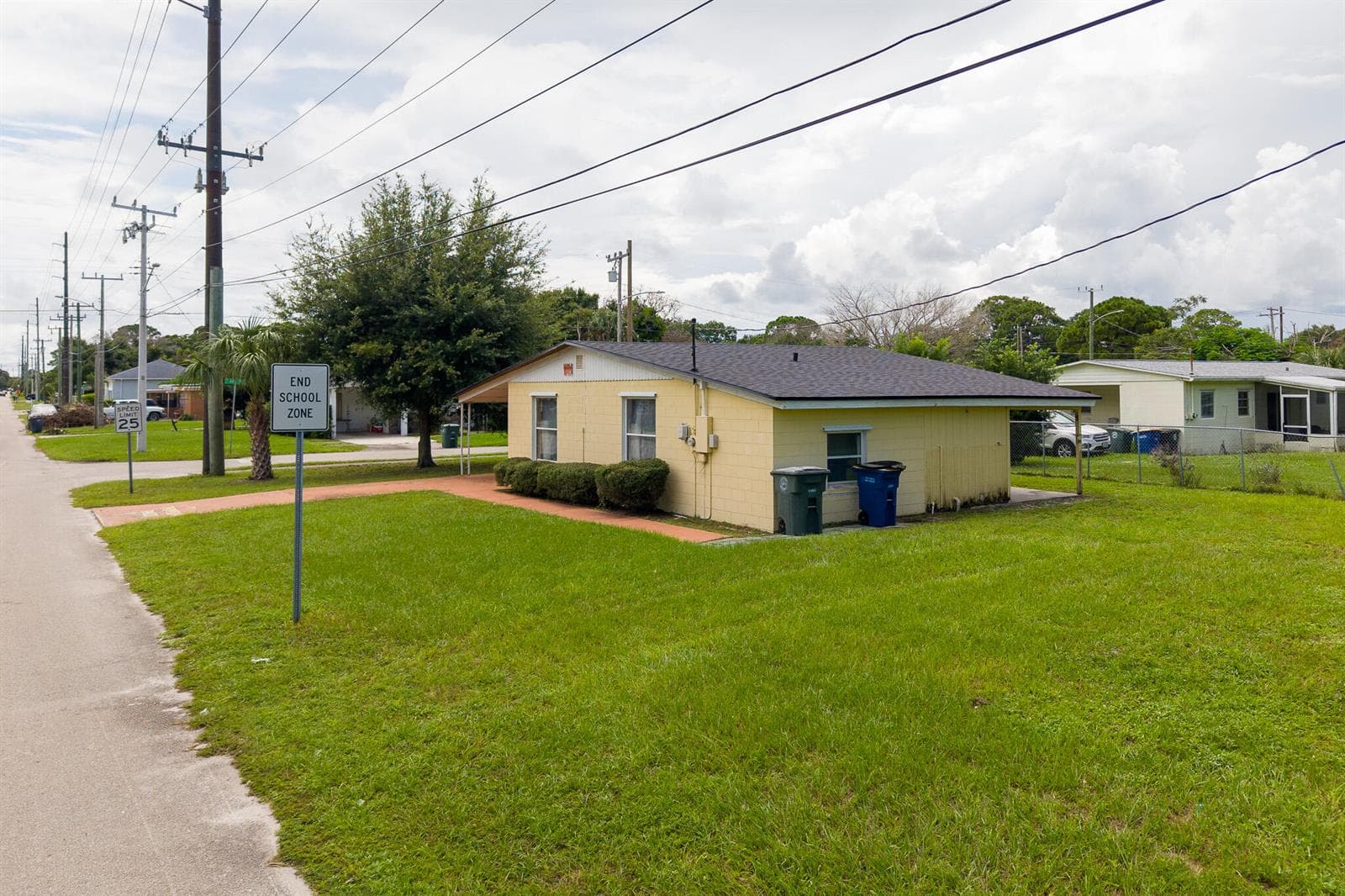 2102 AVENUE P, Fort Pierce, FL 34950 photo 4