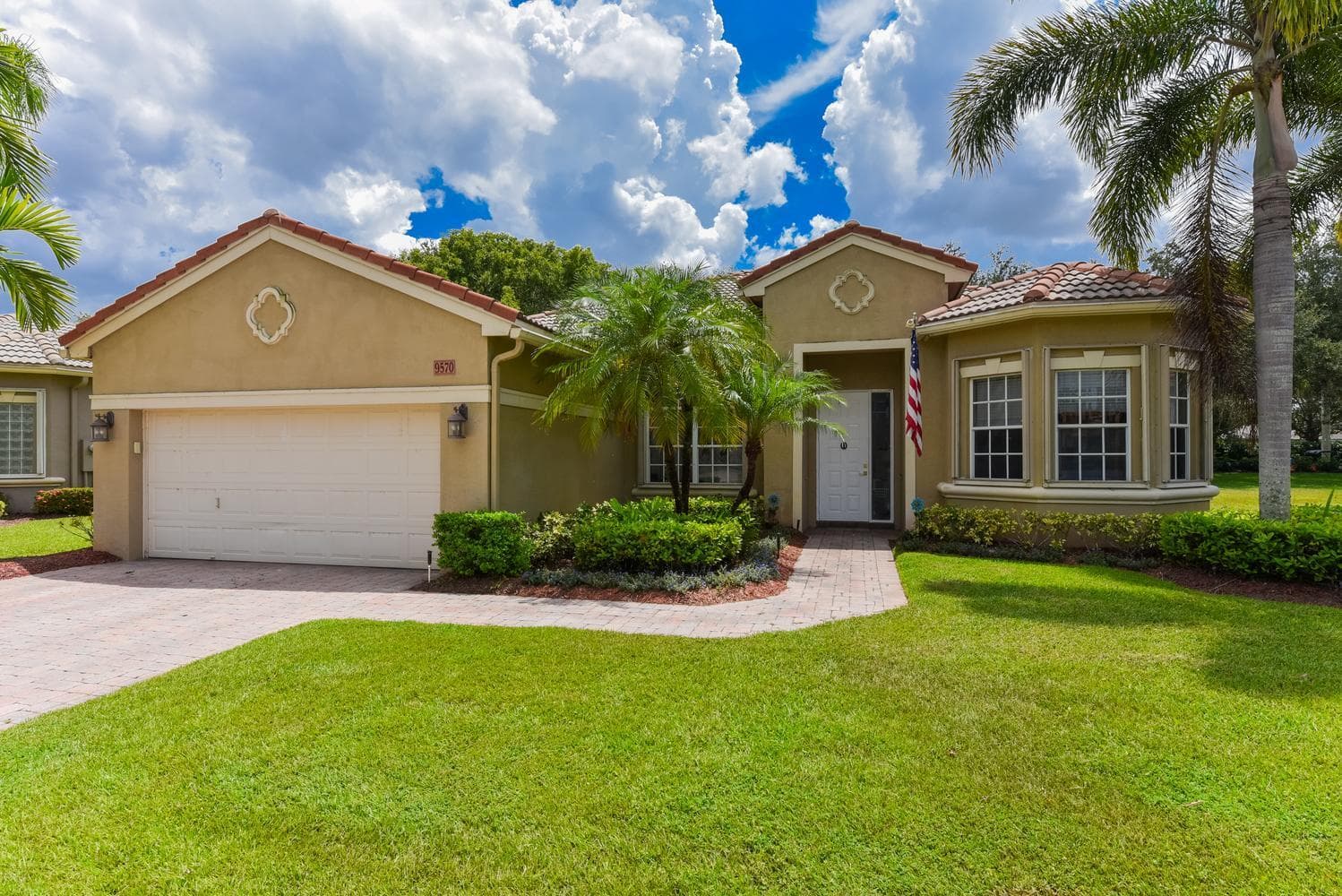 9570 Lantern Bay Circle, West Palm Beach, FL 33411 photo 2