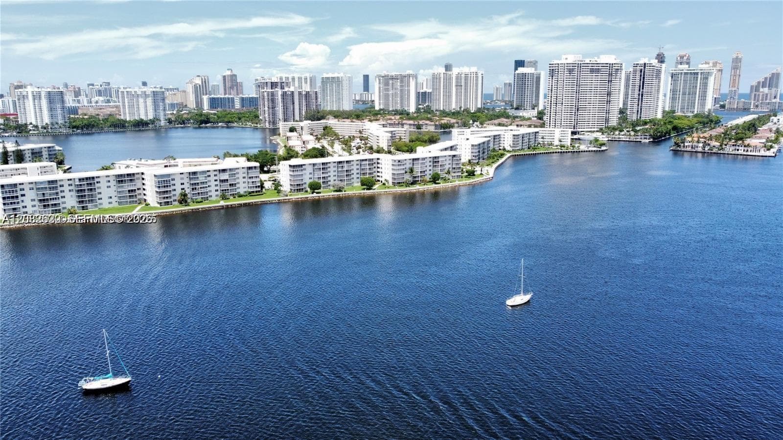 2903 Point East Dr # K611, Aventura, FL 33160