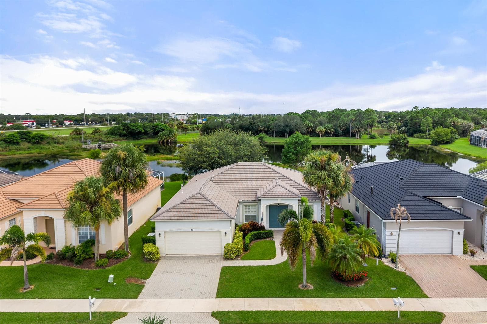 531 SW Lake Manatee Way, Port St. Lucie, FL 34986 photo 5