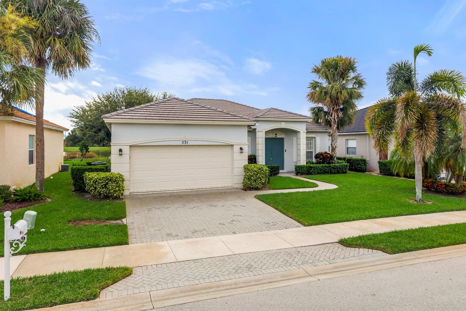 531 SW Lake Manatee Way, Port St. Lucie, FL 34986 photo 4