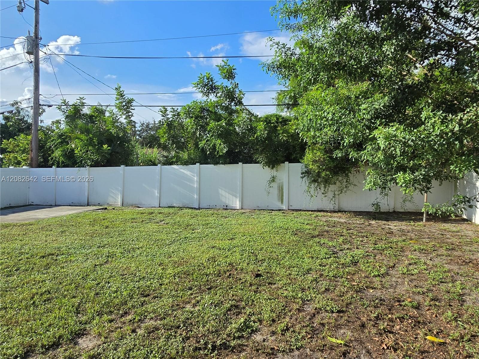 6409 Franklin St, Hollywood, FL 33024 photo 4