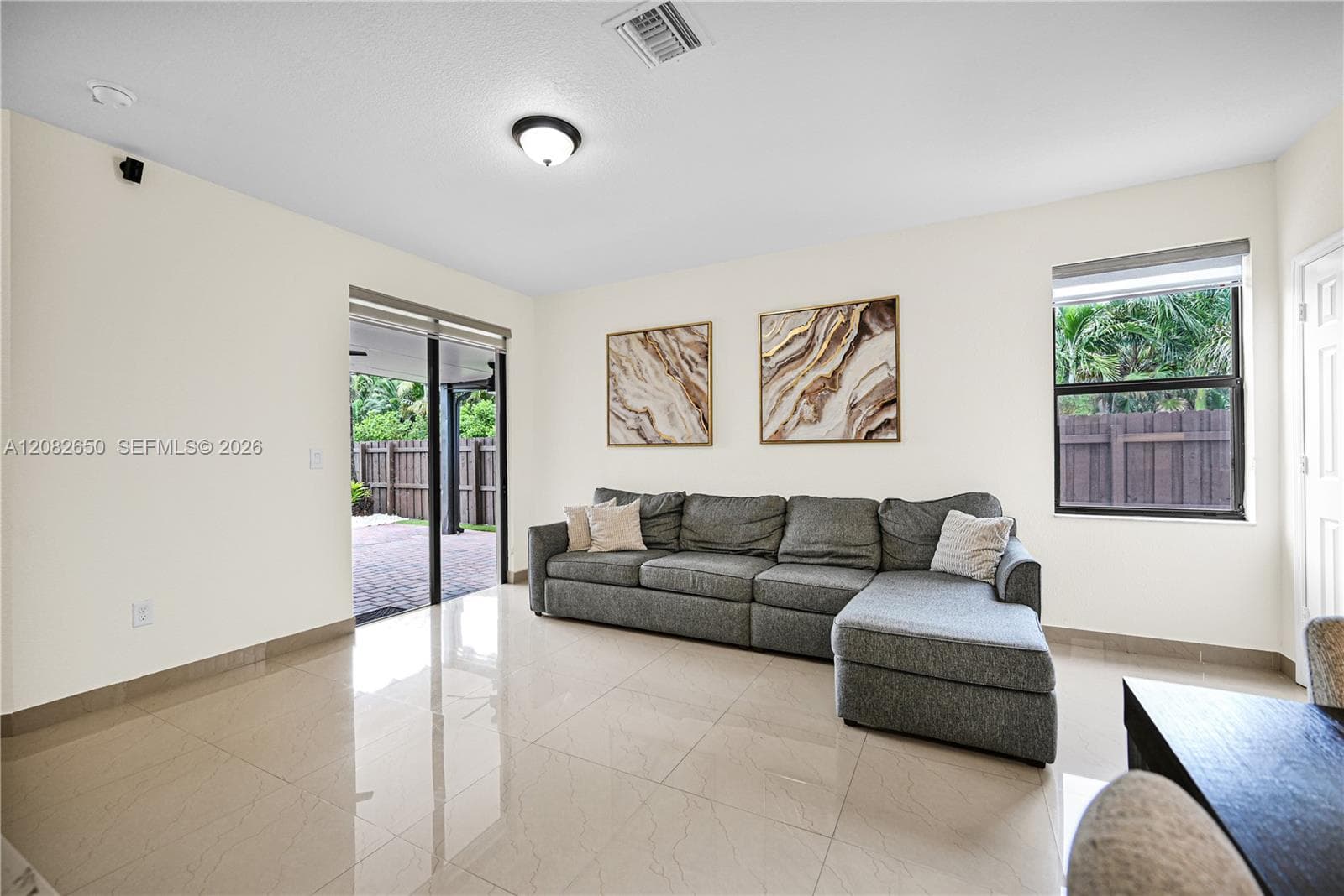 3803 NE 2nd St, Homestead, FL 33033 photo 5
