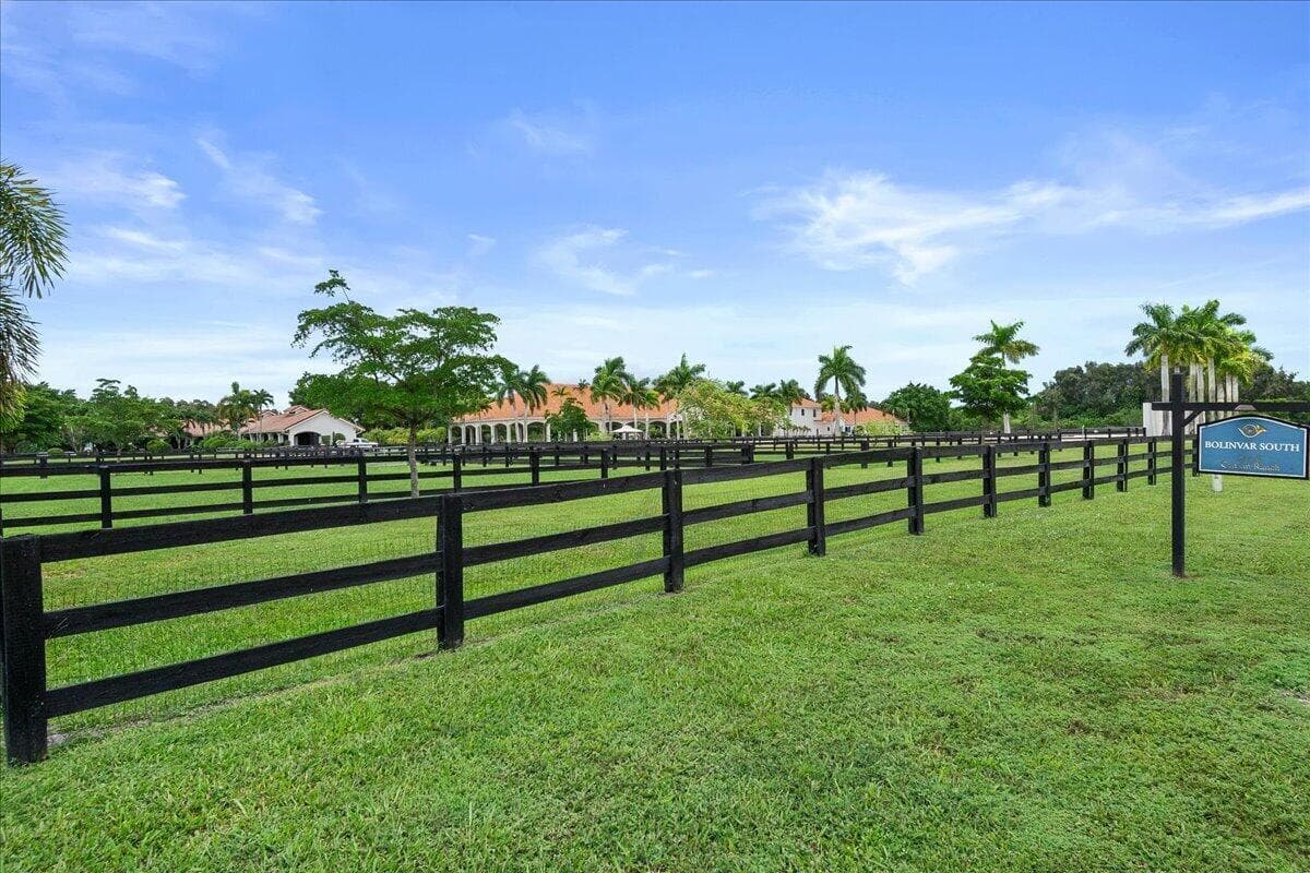 5625 140th Avenue S, Wellington, FL 33449