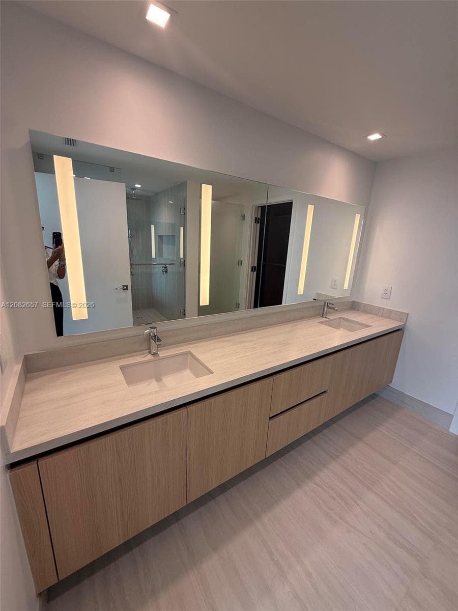 2411 Laguna Circle # 2703, North Miami, FL 33181 photo 6