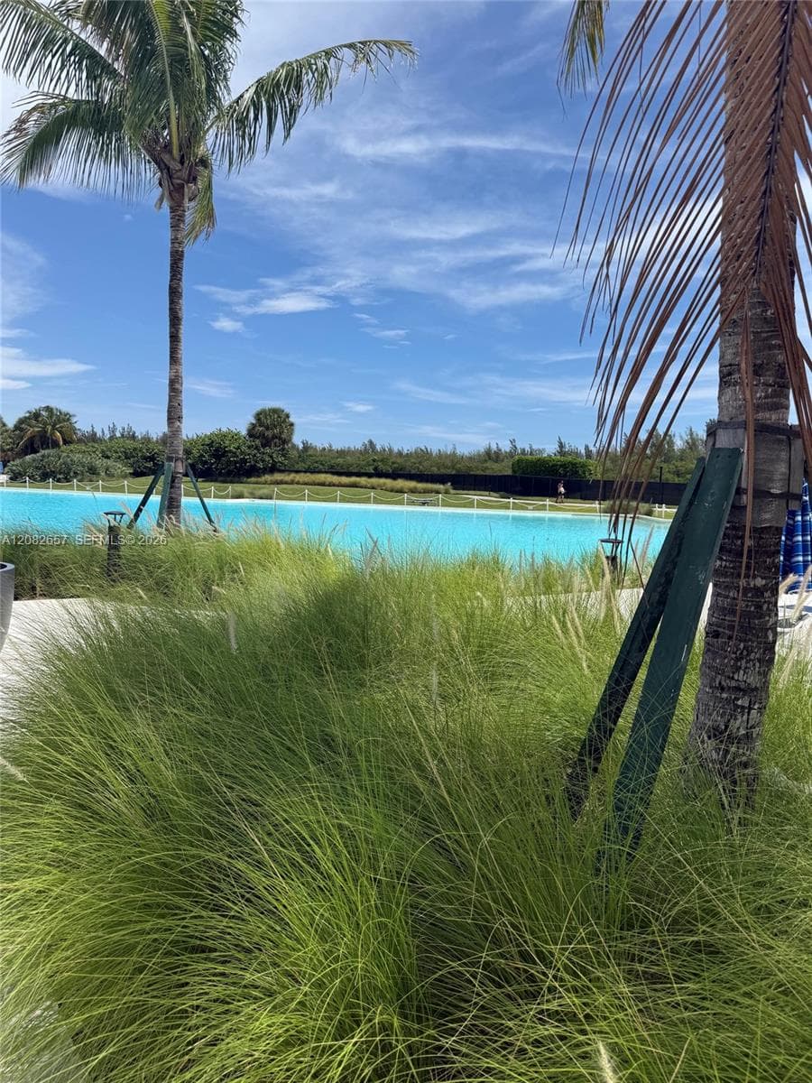 2411 Laguna Circle # 2703, North Miami, FL 33181 photo 9