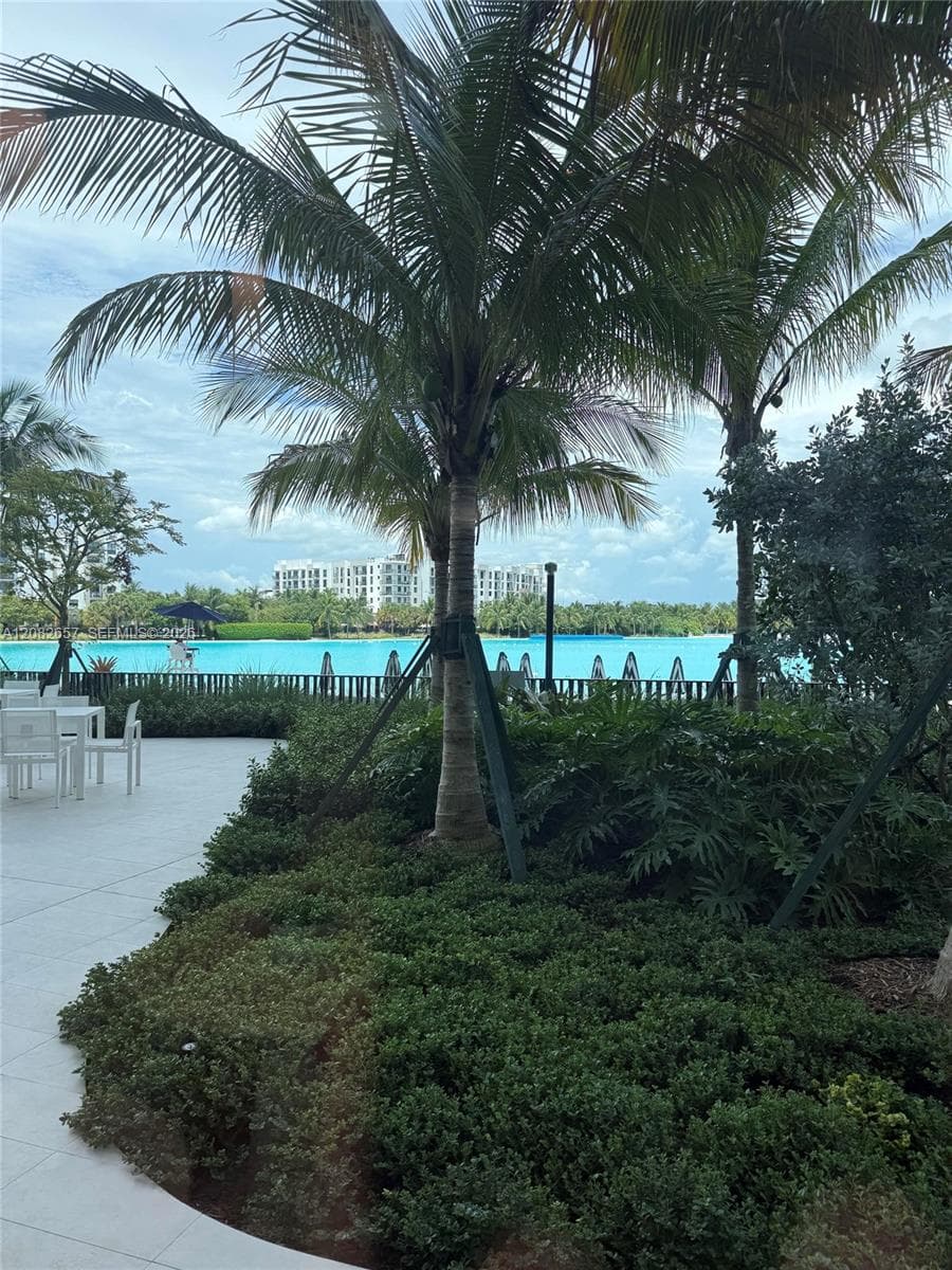 2411 Laguna Circle # 2703, North Miami, FL 33181 photo 10