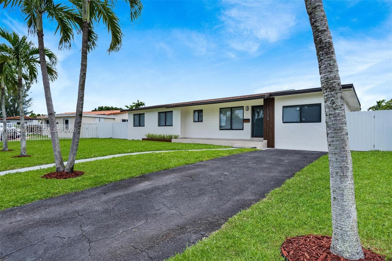 1700 SW 71st Ct, Miami, FL 33155 photo 2