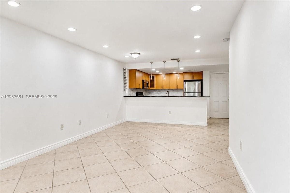1975 Normandy Dr # 303, Miami Beach, FL 33141 photo 6