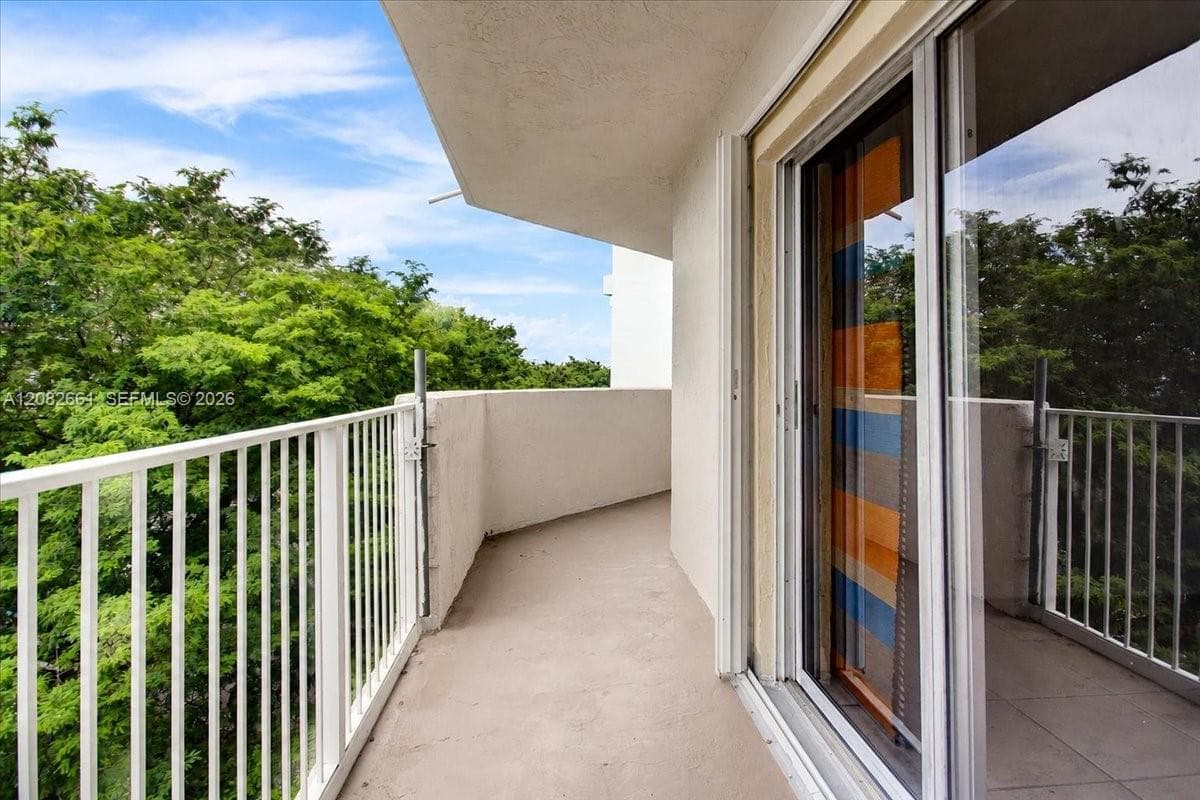 1975 Normandy Dr # 303, Miami Beach, FL 33141 photo 5