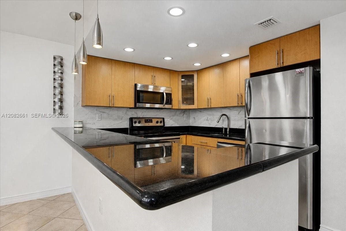 1975 Normandy Dr # 303, Miami Beach, FL 33141 photo 10