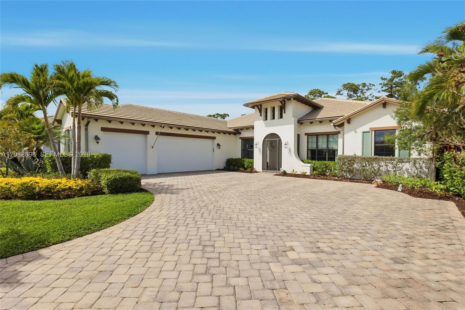 2303 Somerset Pl, Other City - In The State Of Florida, FL 34120 photo 2