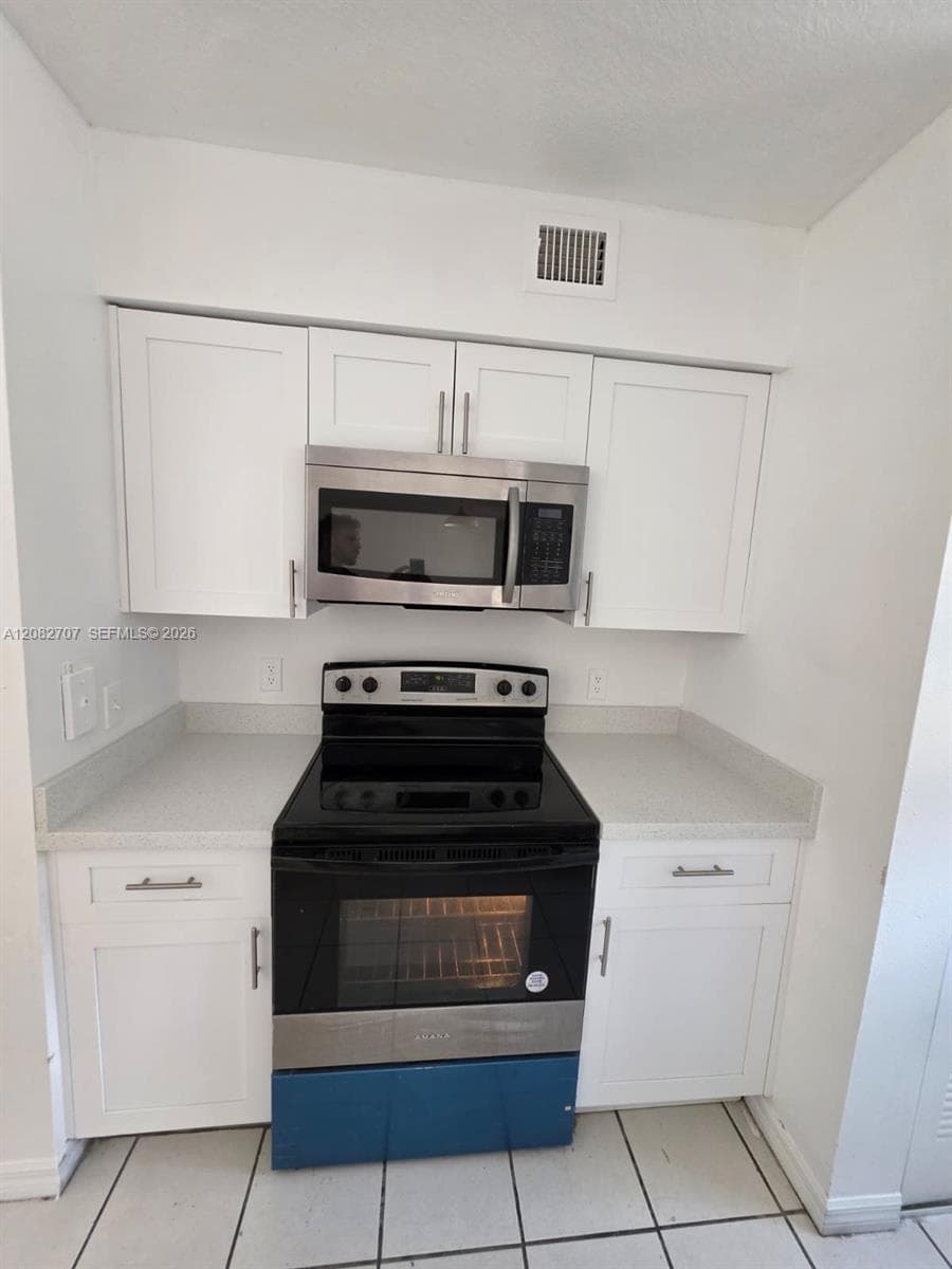 17612 NW 25th Ave # 201, Miami Gardens, FL 33056 photo 2