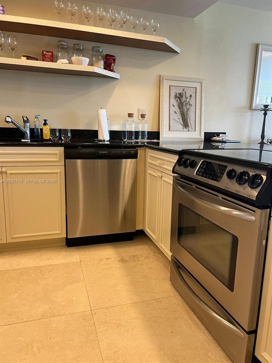 18151 NE 31st Ct # 1005, Aventura, FL 33160 photo 8