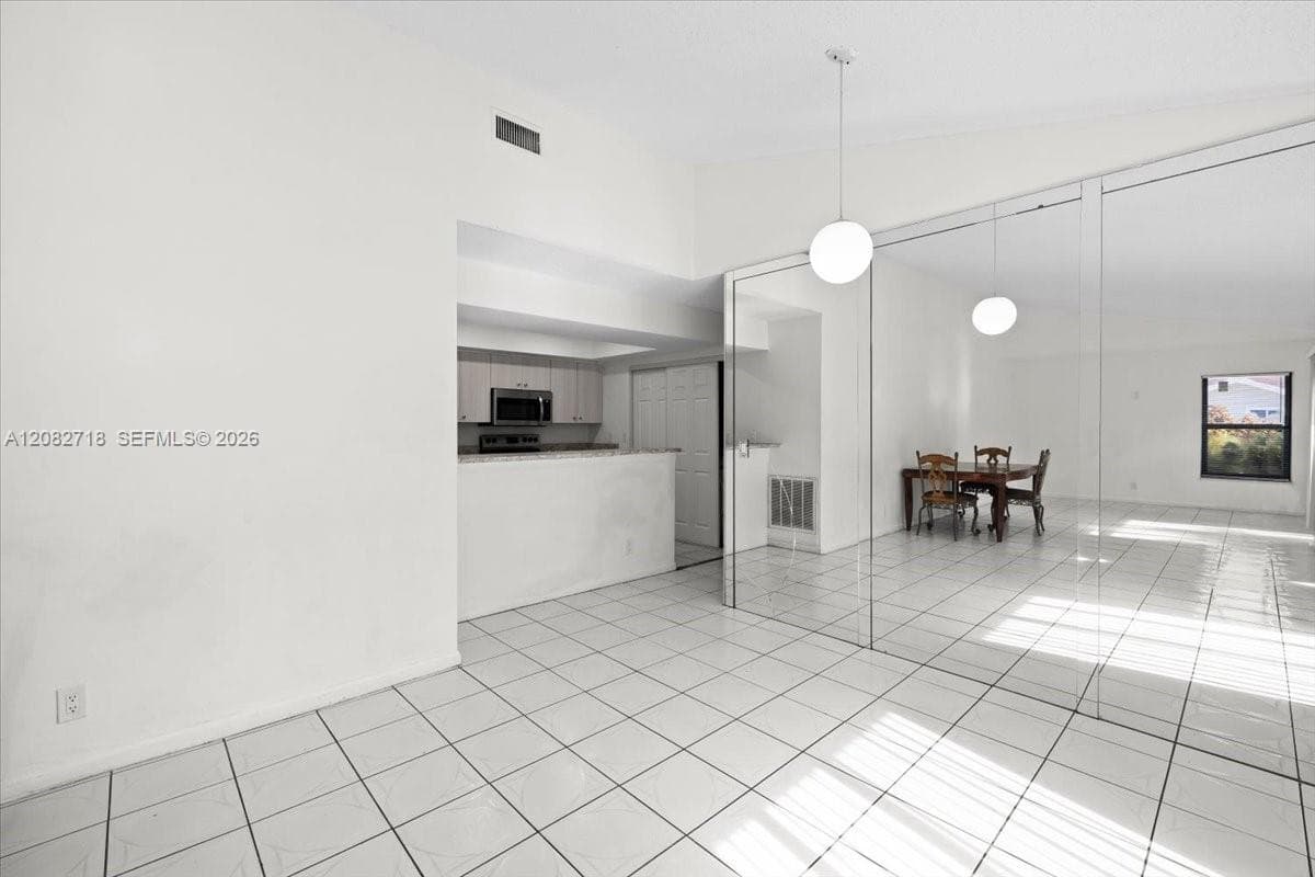 7425 SW 13th St, North Lauderdale, FL 33068 photo 7