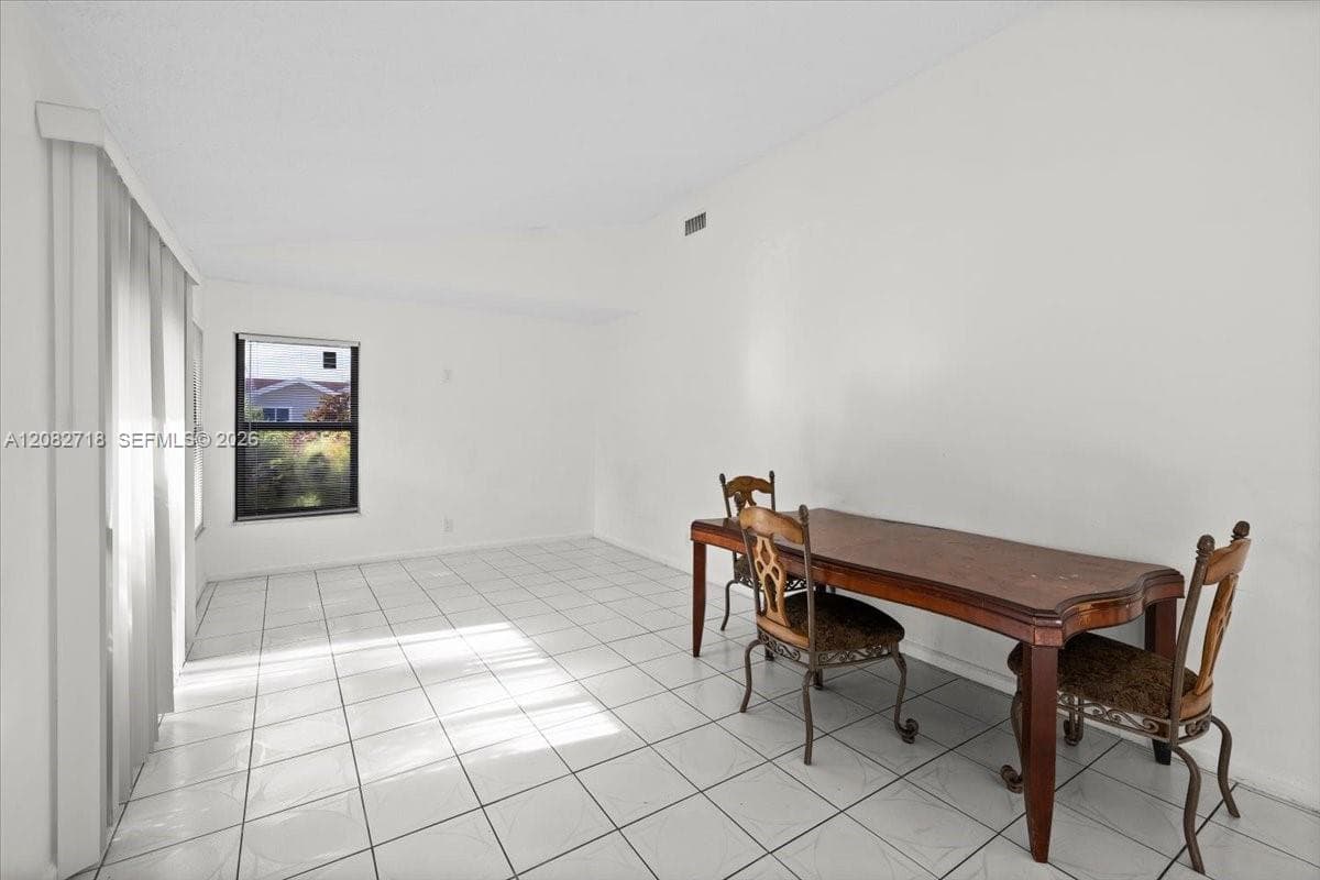 7425 SW 13th St, North Lauderdale, FL 33068 photo 9