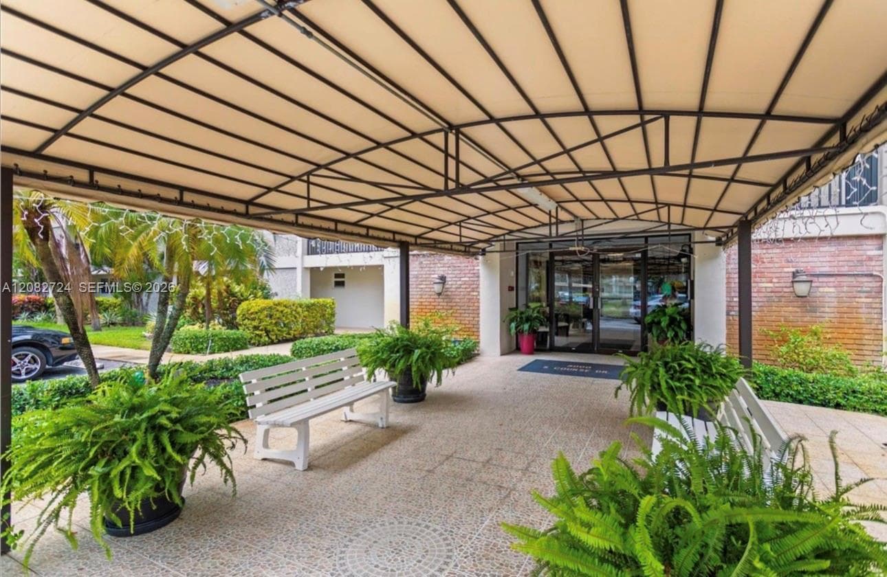3000 S Course Dr # 304, Pompano Beach, FL 33069 photo 3