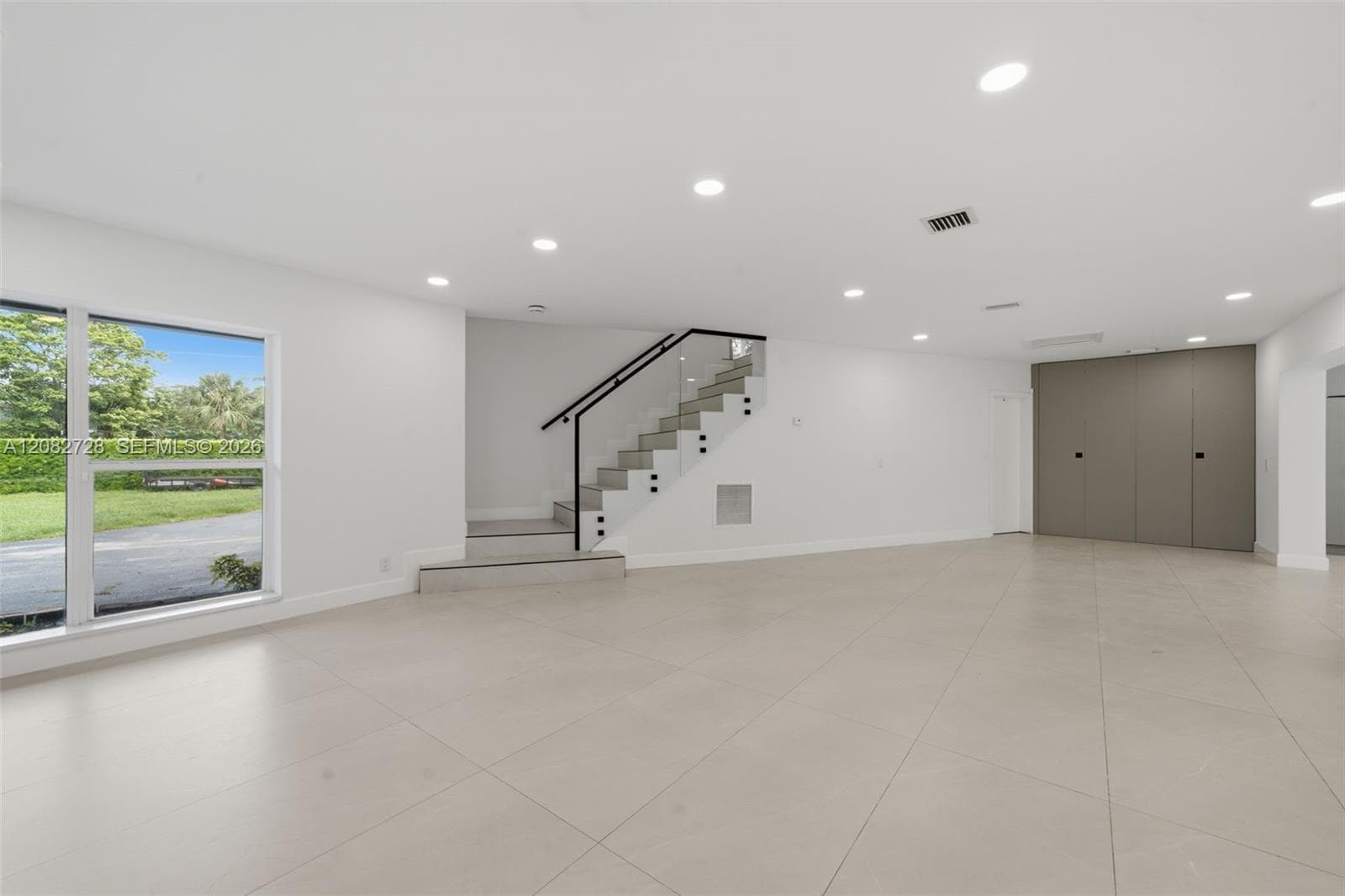 6700 E Tropical Way, Plantation, FL 33317 photo 9