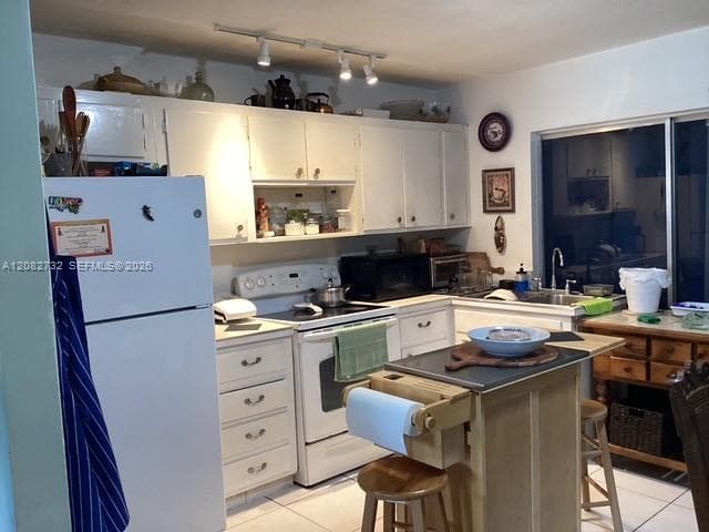 4915 NW 47th Ter, Tamarac, FL 33319 photo 11