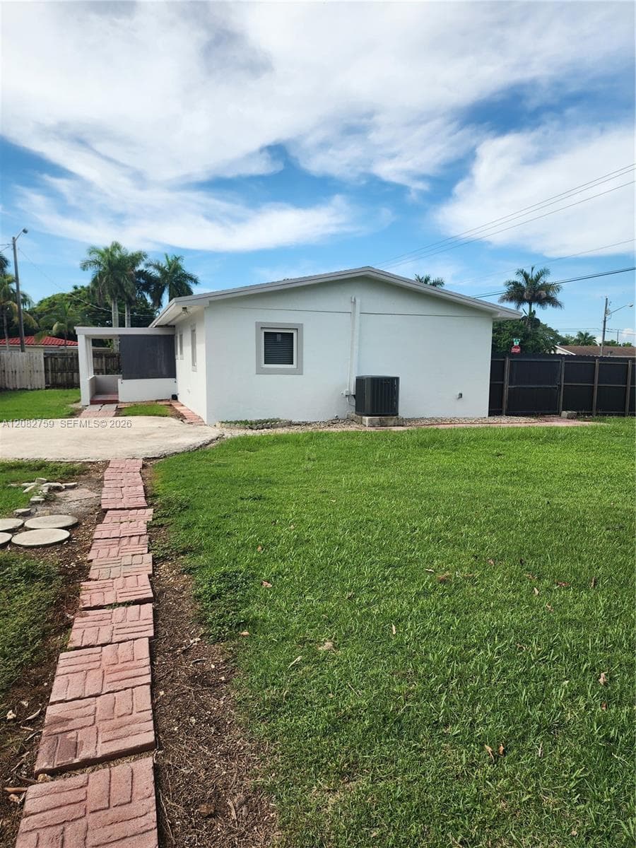 771 NW 15th St, Homestead, FL 33030 photo 3