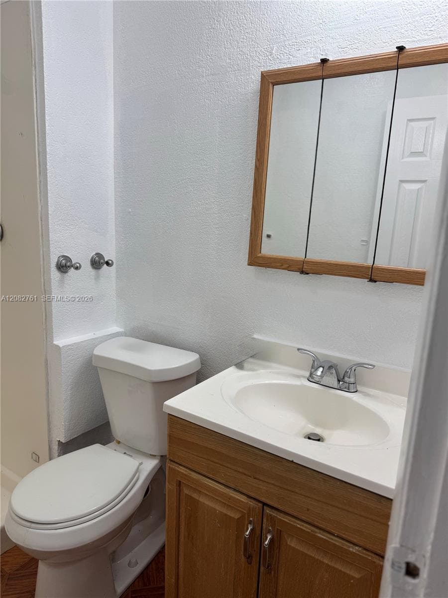 717 SW 79th Ave, North Lauderdale, FL 33068 photo 7