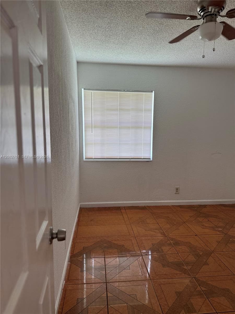 717 SW 79th Ave, North Lauderdale, FL 33068 photo 11