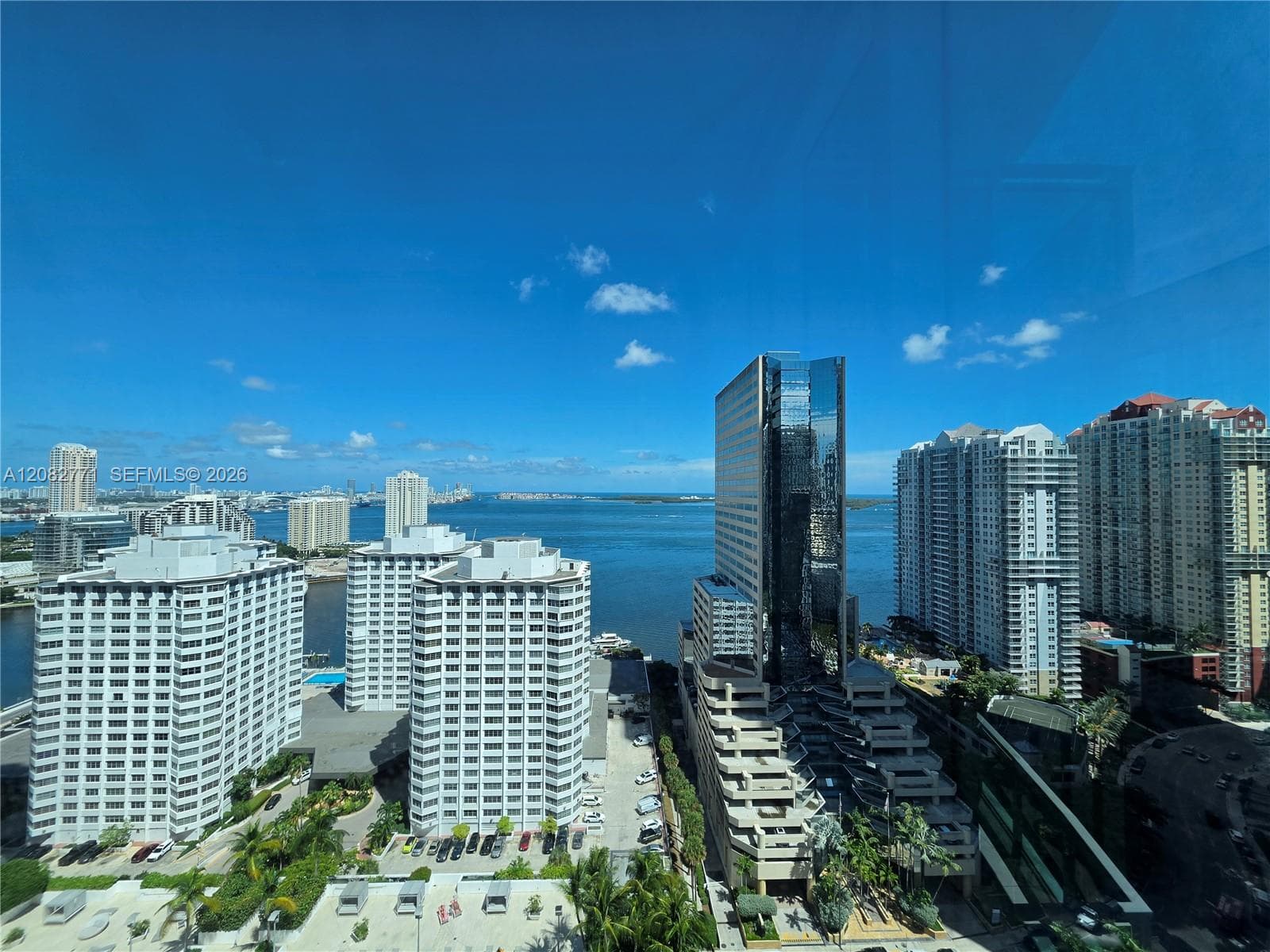 951 Brickell Ave # 2510, Miami, FL 33131 photo 2